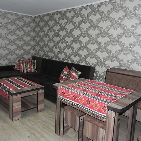 Old Yard Guest House Tbilisi Exterior foto